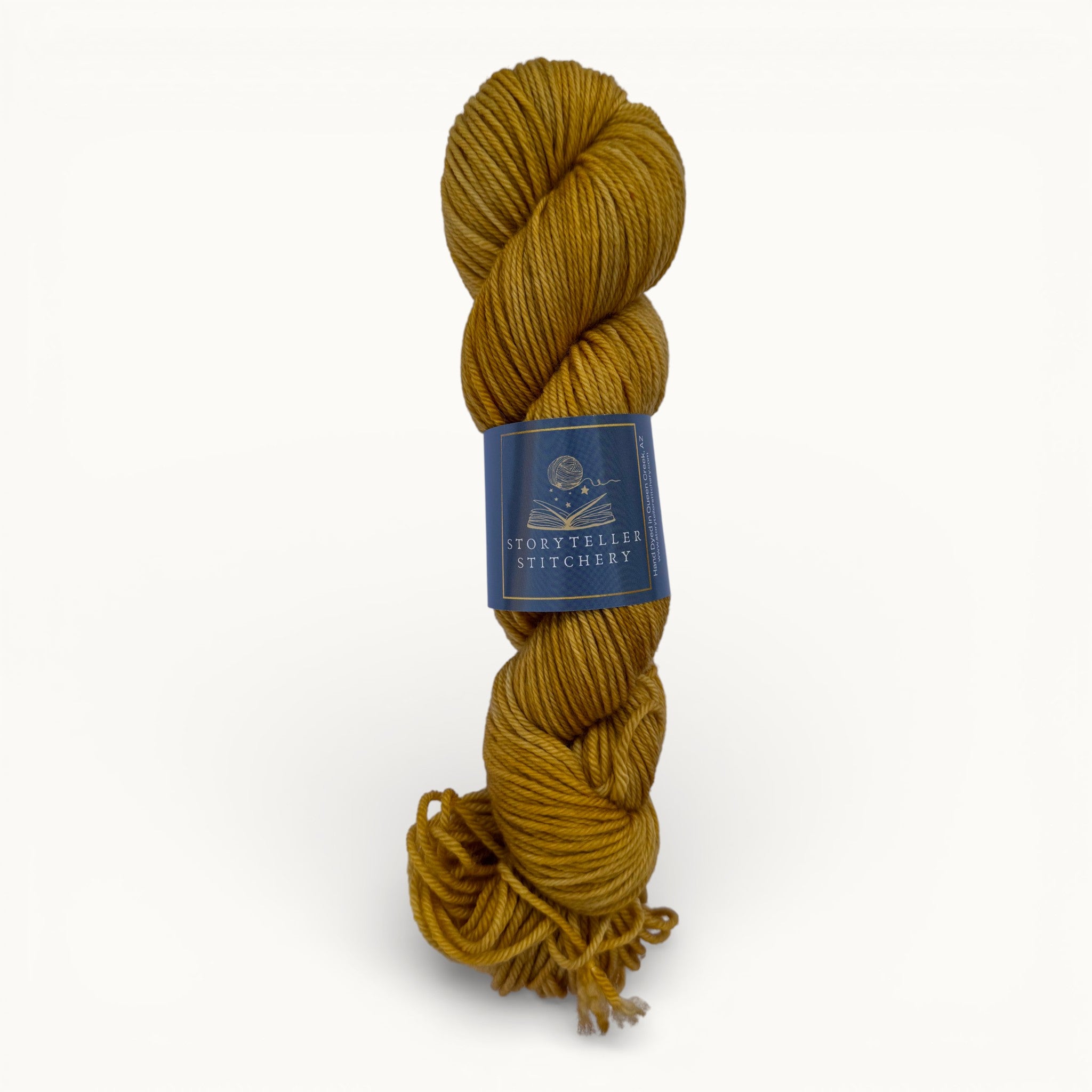 Duna Sweater Kit (Crochet) | Return to Narnia Edition (Preorder)