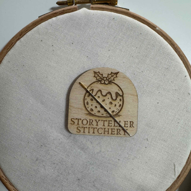 Christmas Pudding Needle Minder — Festive Magnetic Needle Keeper